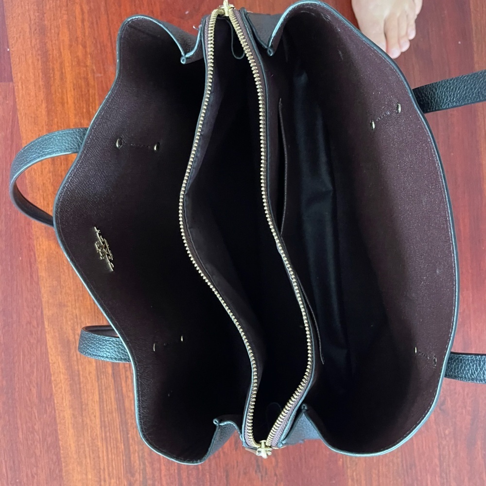 Coach Charlie Carryall 40 like new - Picture 5 of 8